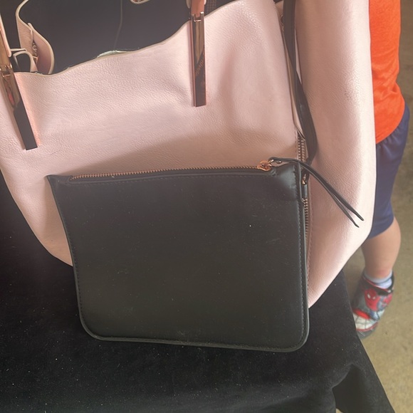 Pink leather with rose gold - Picture 3 of 5